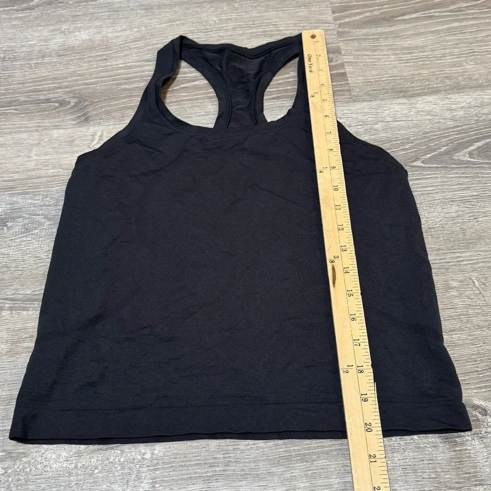 Black Lululemon swiftly tech tank 6 - Picture 3 of 5